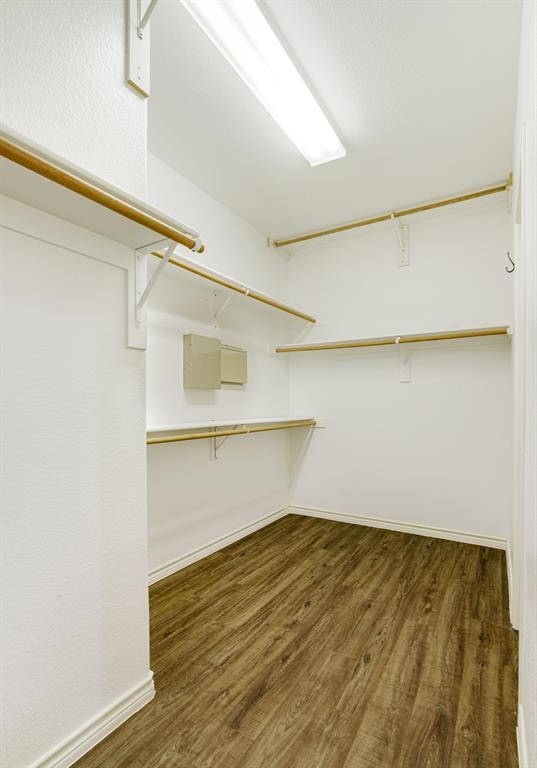 Lee Rays Place - Residential