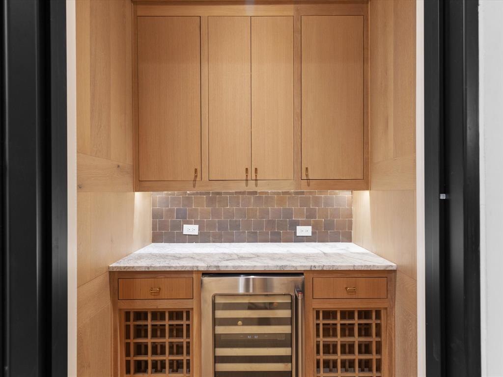 Willow Bend Lakes Ph Four - Residential