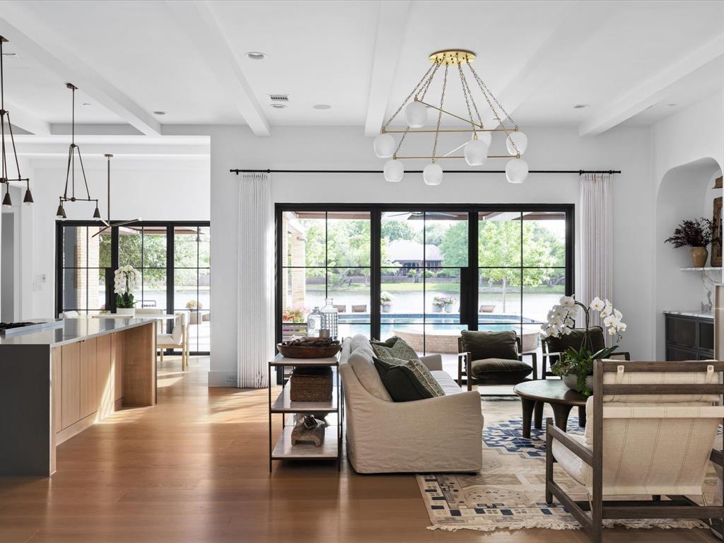 Willow Bend Lakes Ph Four - Residential