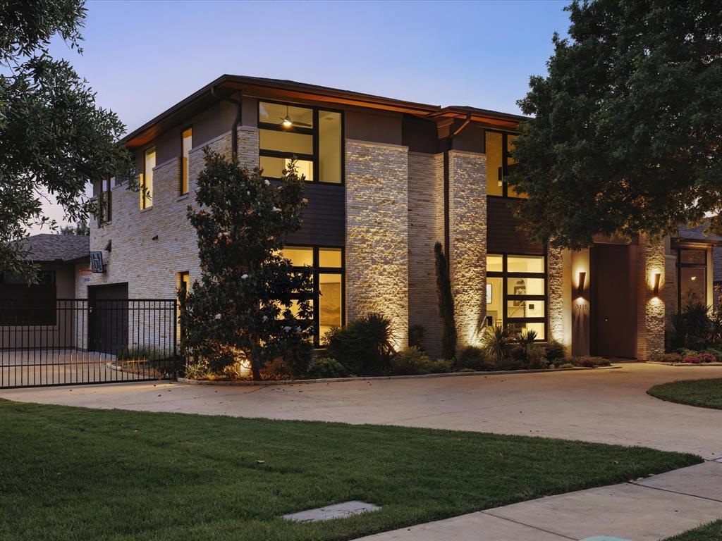 5128 Seascape Lane