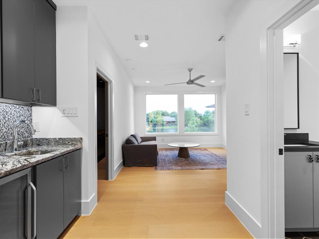 Willow Bend Lakes Ph Four - Residential