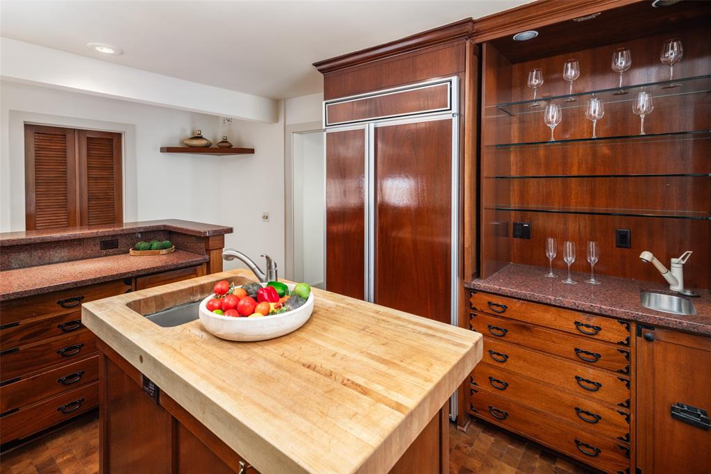 Oak Lawn Place - Residential