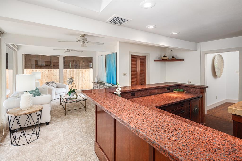 Oak Lawn Place - Residential