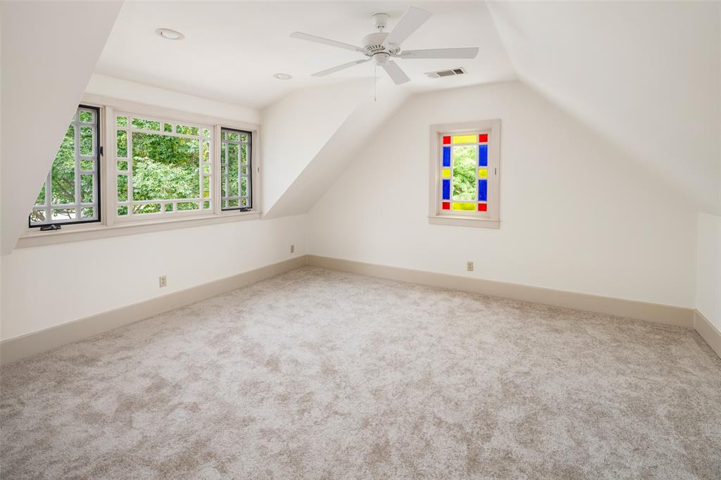 Oak Lawn Place - Residential