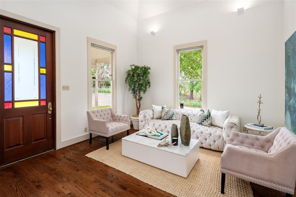 Oak Lawn Place - Residential