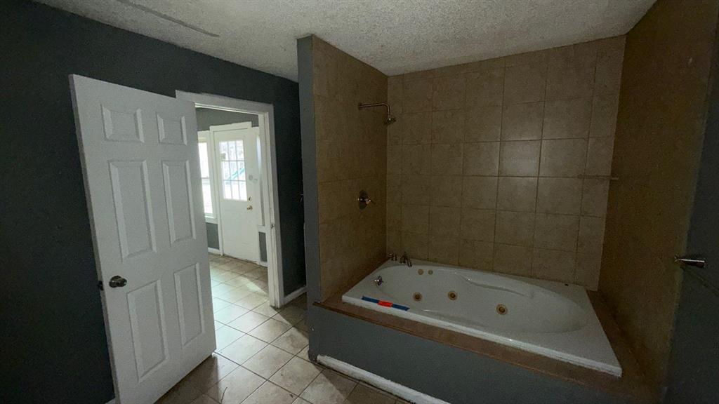 Rollingwood Hills - Residential