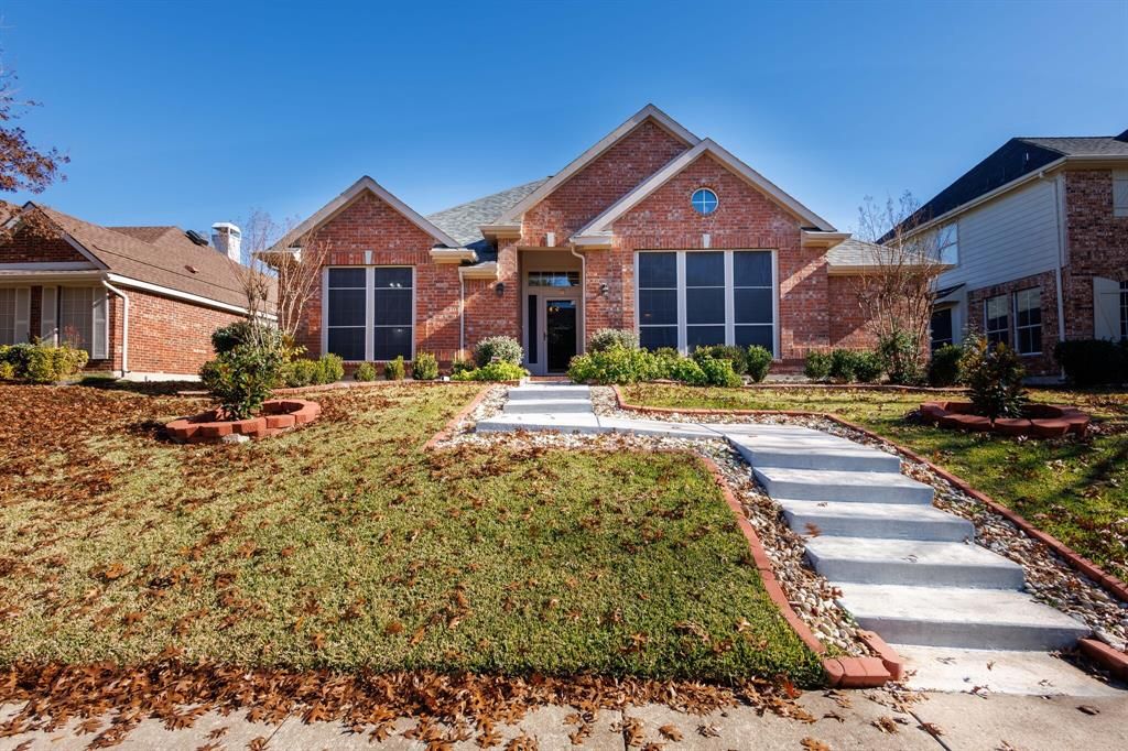 Photo of 3324 Fallbrook Drive, Sunnyvale, TX 75182 (MLS # 21235078)