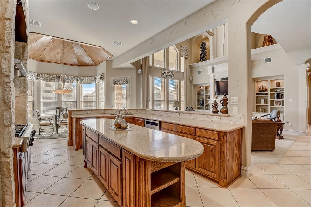 Bella Vista At Mira Lagos - Residential