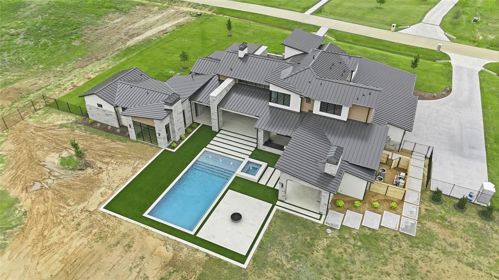 1118 Pitner Court