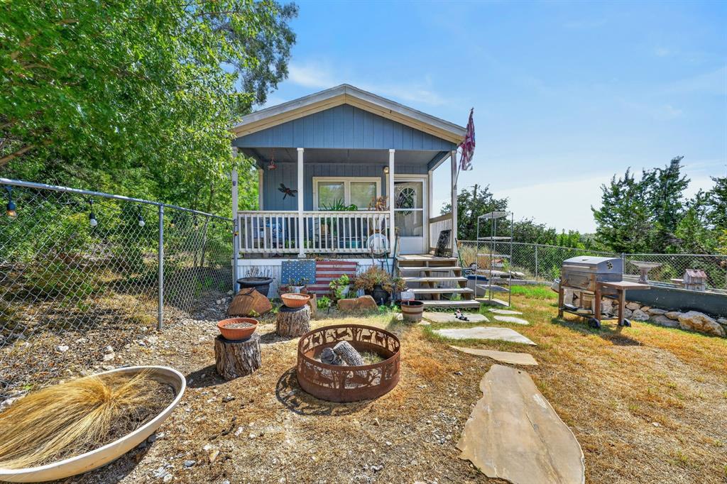 Photo of 2809 Cypress Street, Granbury, TX 76048 (MLS # 21391760)