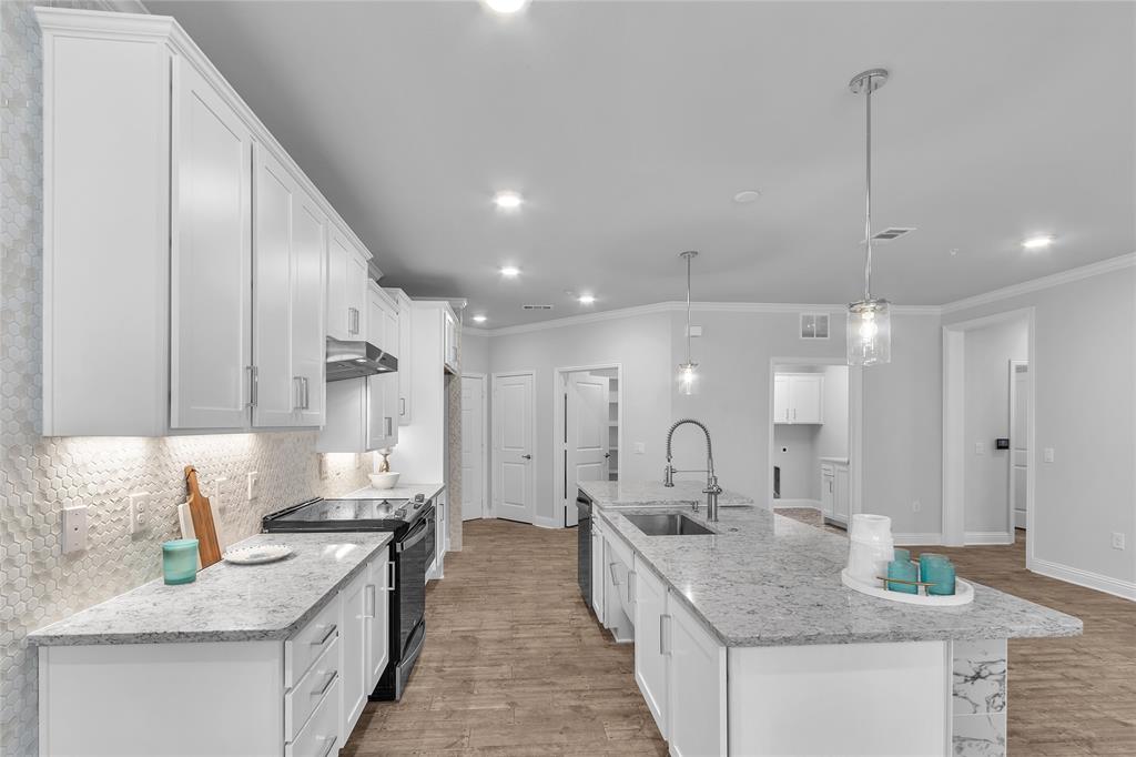 651 N Watters Road 8107