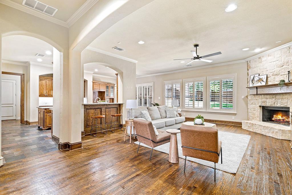 2415 Poplar Court