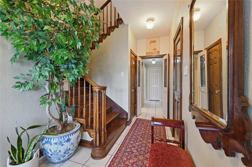 1731 Green Tree Place