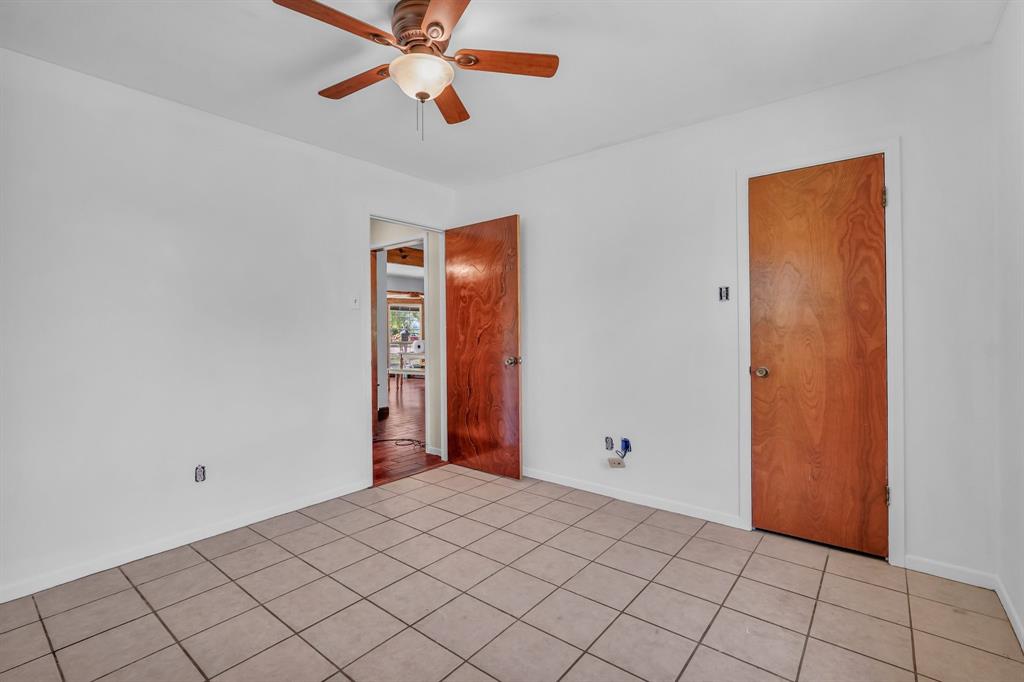 208 County Road 300
