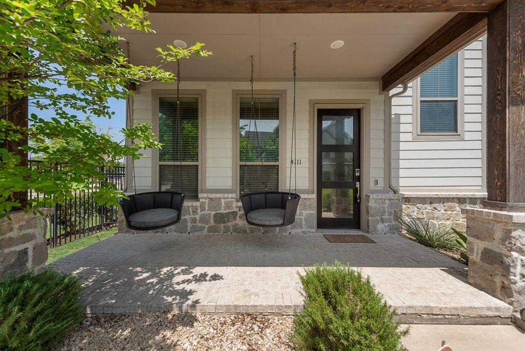 4111 Runway Mews