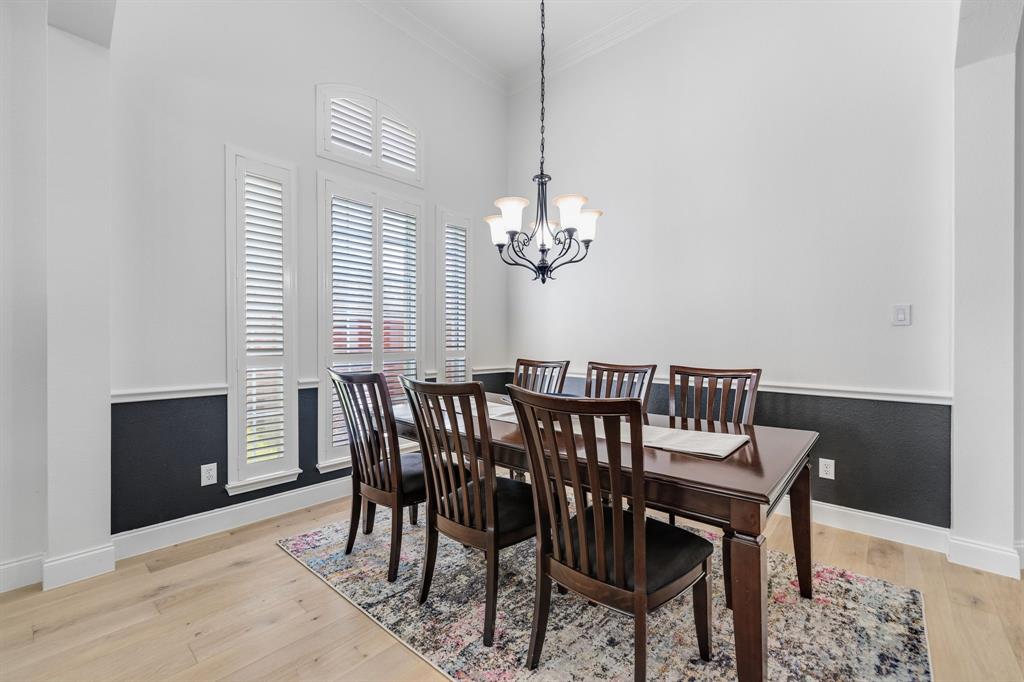 115 Saint James Road