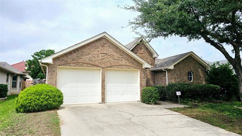 4825 Bridle Path Way Fort Worth TX 76244