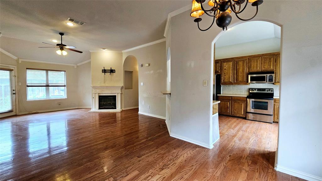 4825 Bridle Path Way