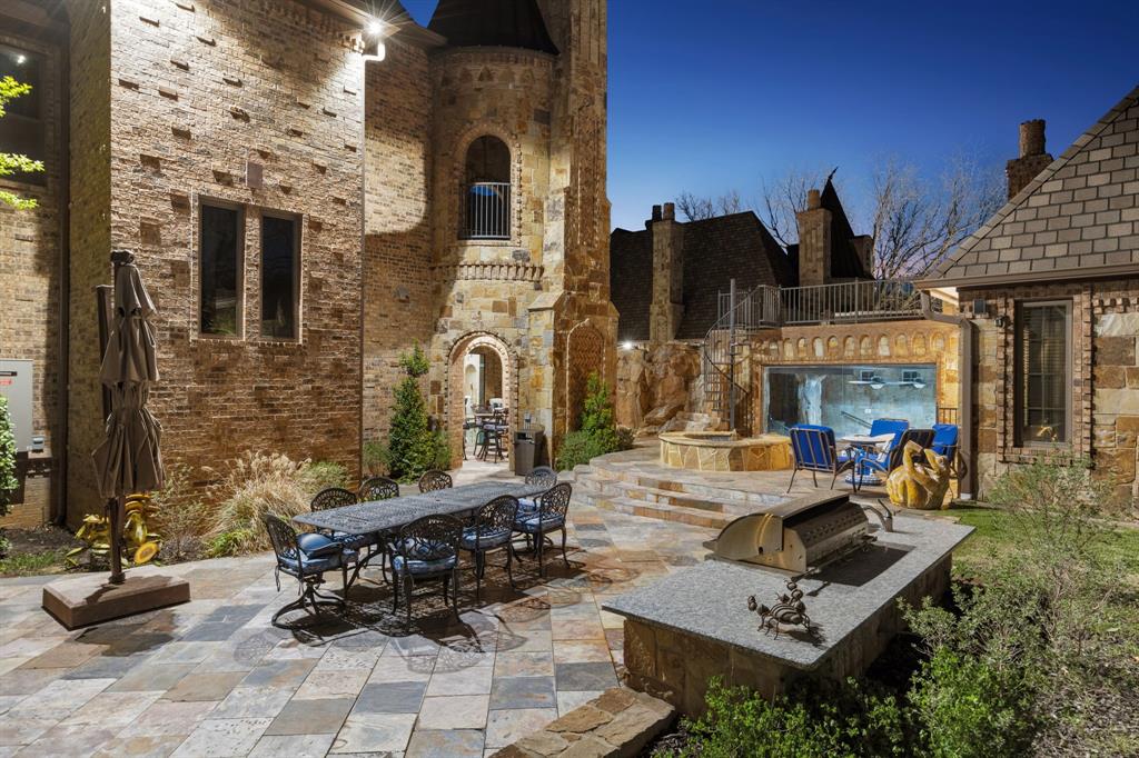 La Mirada - Residential