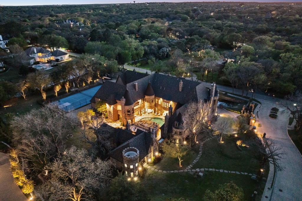 La Mirada - Residential