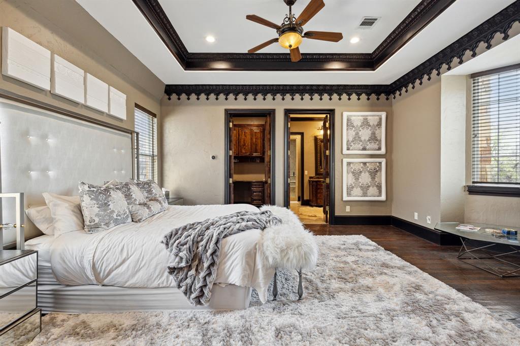 La Mirada - Residential