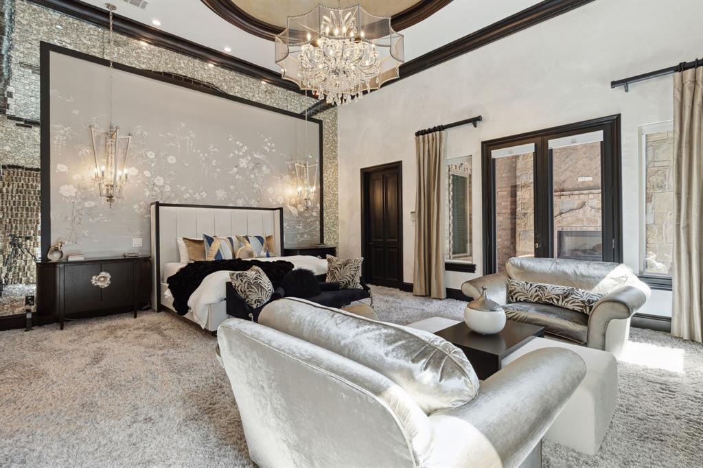 La Mirada - Residential