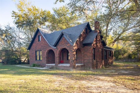 A home in Mineola