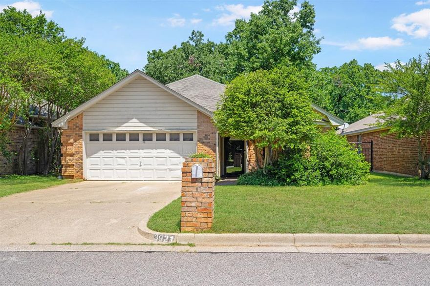Don't miss this inviting 3 bedroom, 2 bath home in South Arlington! The interior is finished with clean white paint and durable luxury vinyl plank flooring through the entire house, making this an easy move-in for someone looking for fresh space to make their own. The living room features high vaulted ceilings and great light, and the primary bathroom is fully updated with modern finishes. Complete with a two-car garage and a perfect backyard for pets or play. This house is in the ideal location situated in a quiet, established neighborhood, but still with easy access to I-20 or 287 for commuters to either Dallas or Fort Worth. ***Seller is offering a $1000 credit toward a new kitchen stove!*** Schedule your private tour today!