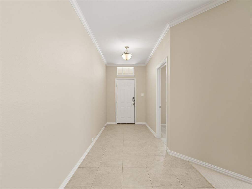 1401 Canary Drive