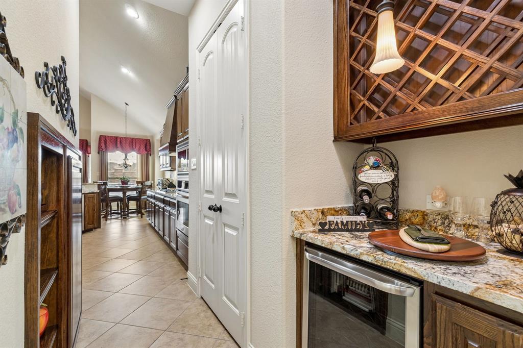 Enclave Of Shady Valley - Residential