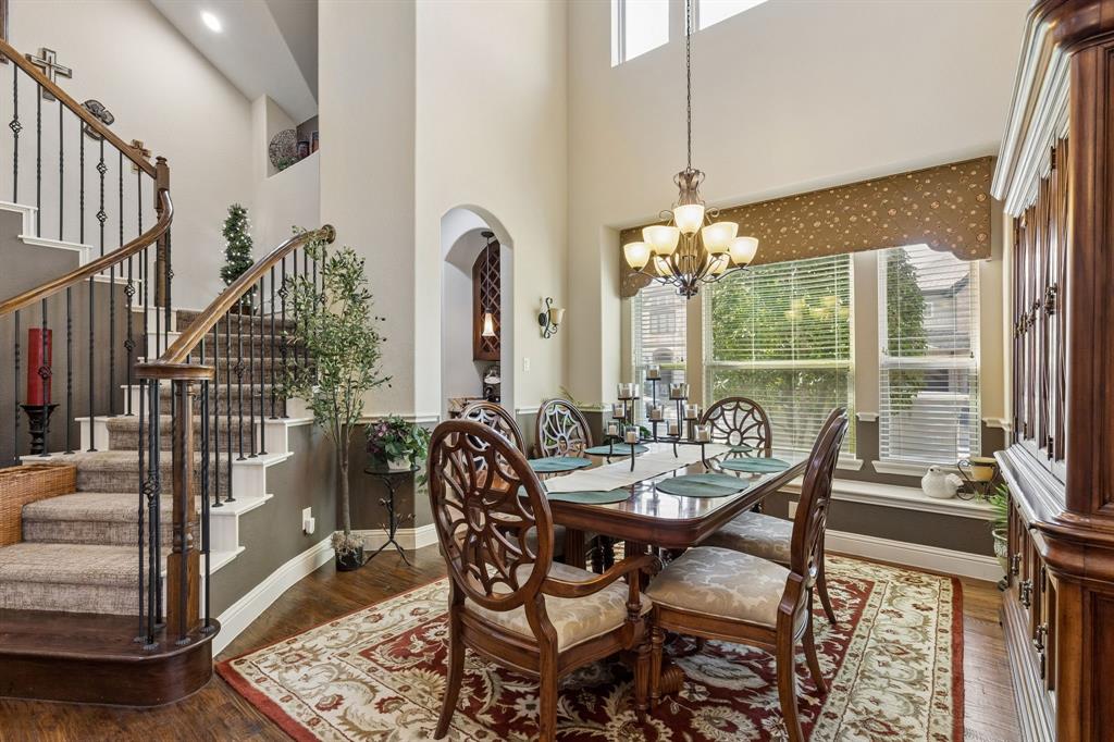 4622 Marseille Drive