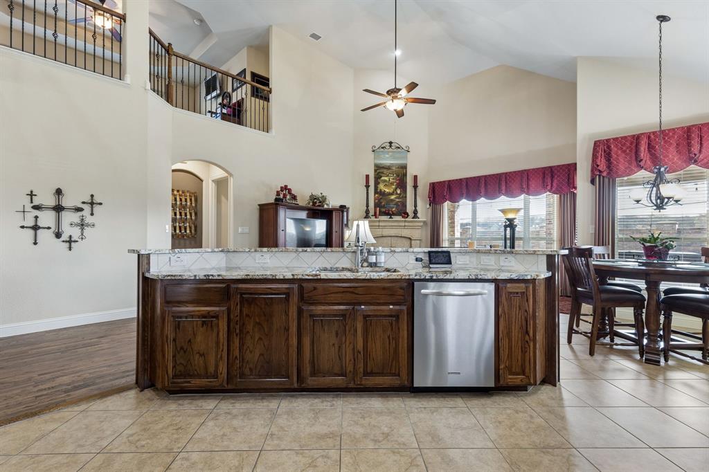 Enclave Of Shady Valley - Residential