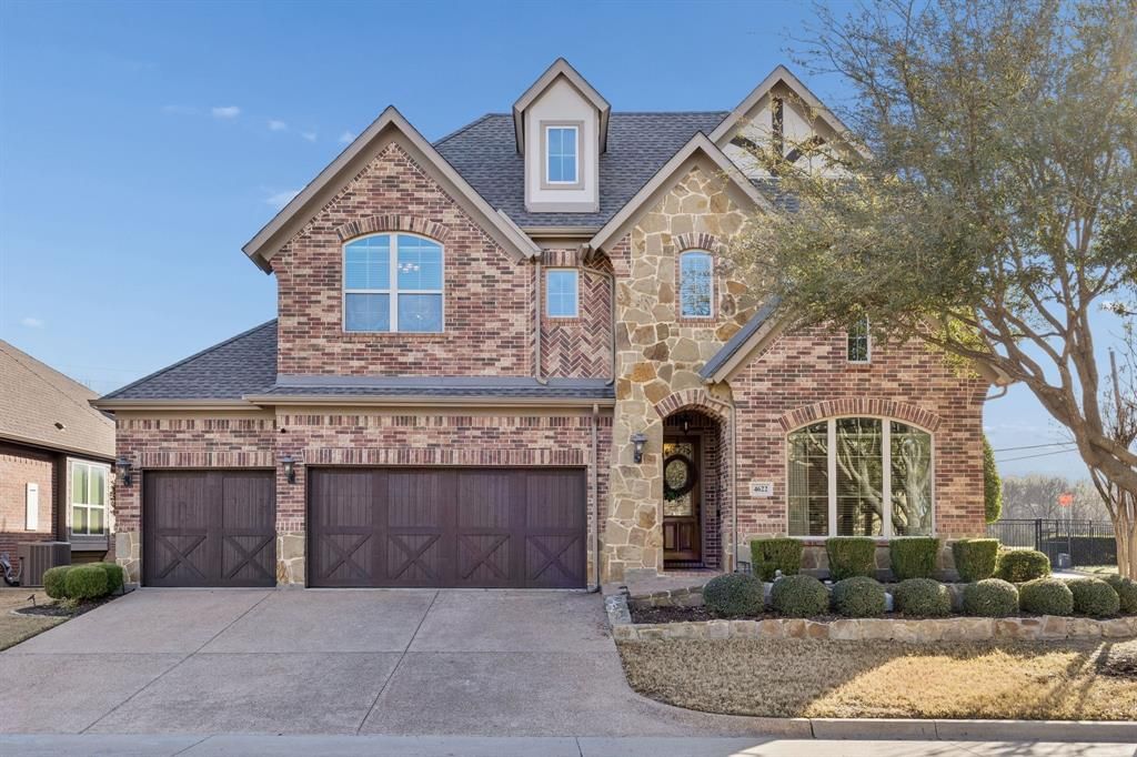 Photo of 4622 Marseille Drive, Arlington, TX 76013 (MLS # 21207307)