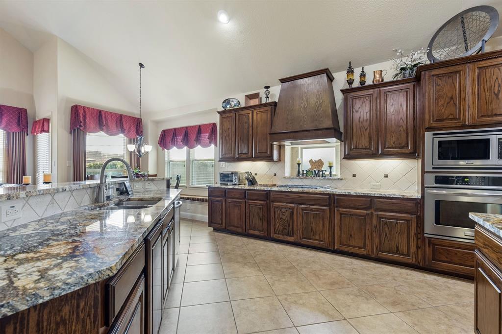 Enclave Of Shady Valley - Residential