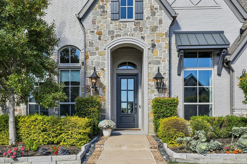 2901 Meadow Dell Drive