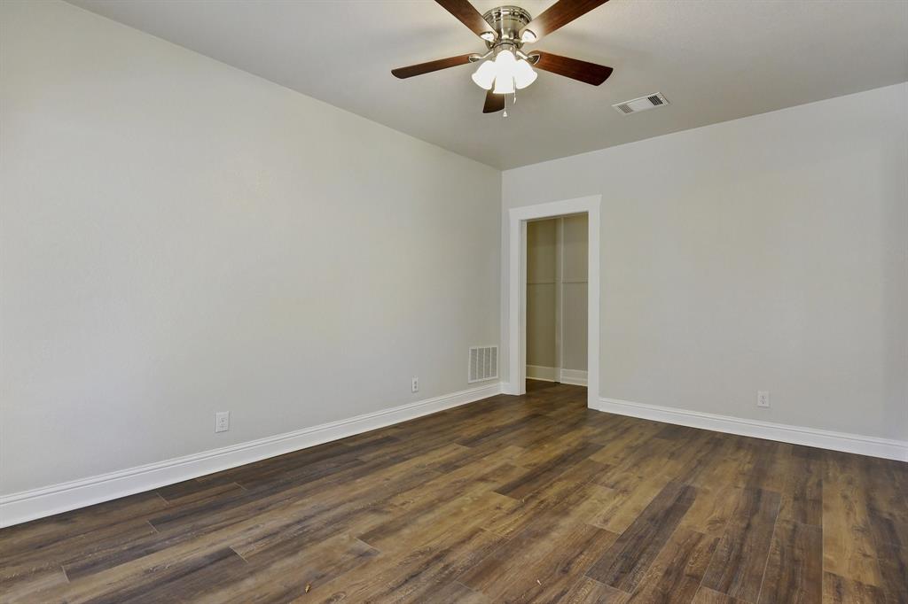 DUMAS J P ADDN - Residential Lease