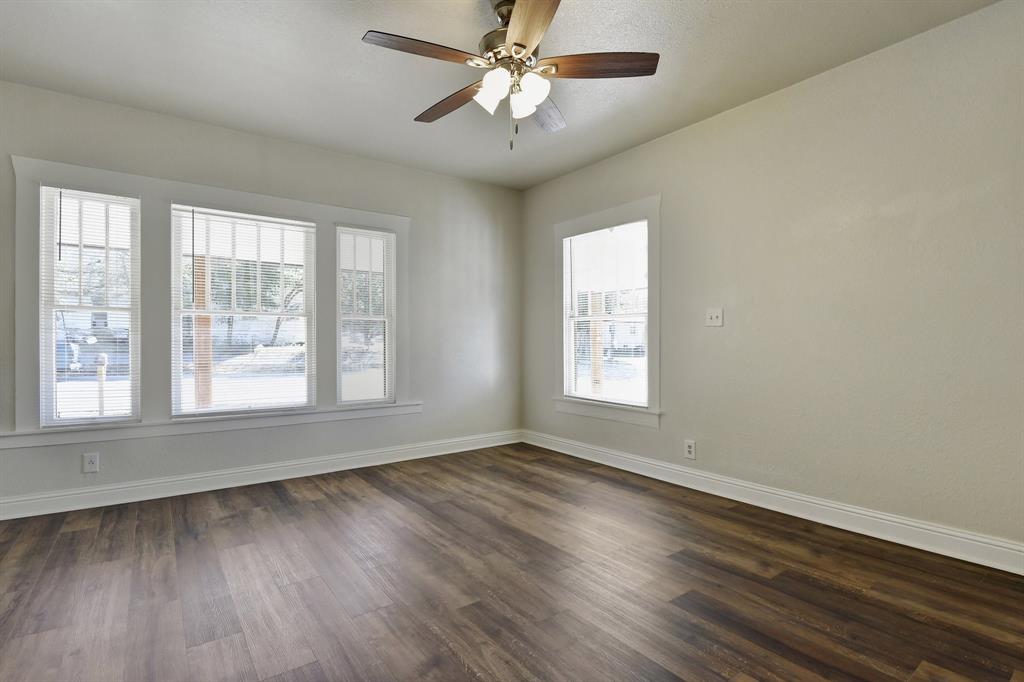 DUMAS J P ADDN - Residential Lease