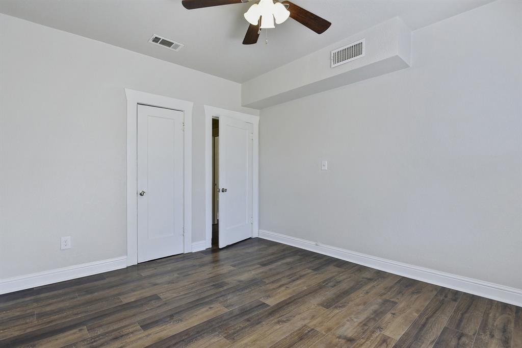 DUMAS J P ADDN - Residential Lease