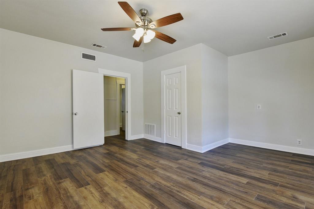 DUMAS J P ADDN - Residential Lease