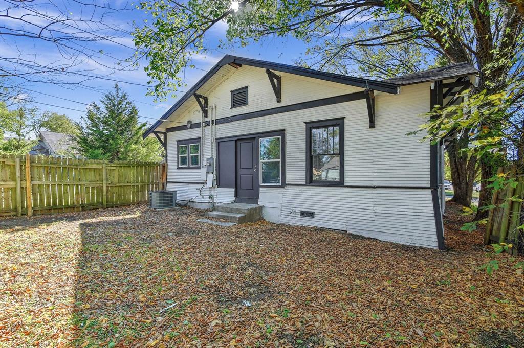 DUMAS J P ADDN - Residential Lease