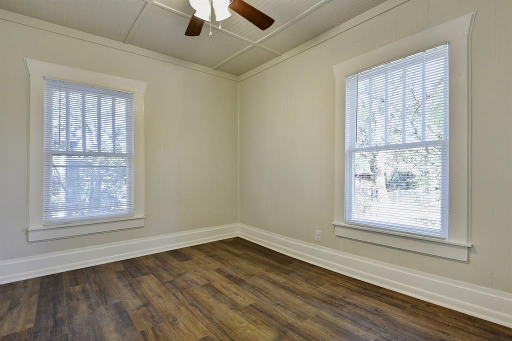 DUMAS J P ADDN - Residential Lease