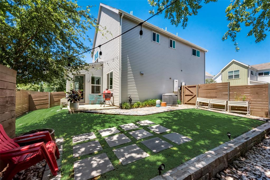 Grove Lovers Lane 3 Add - Residential Lease