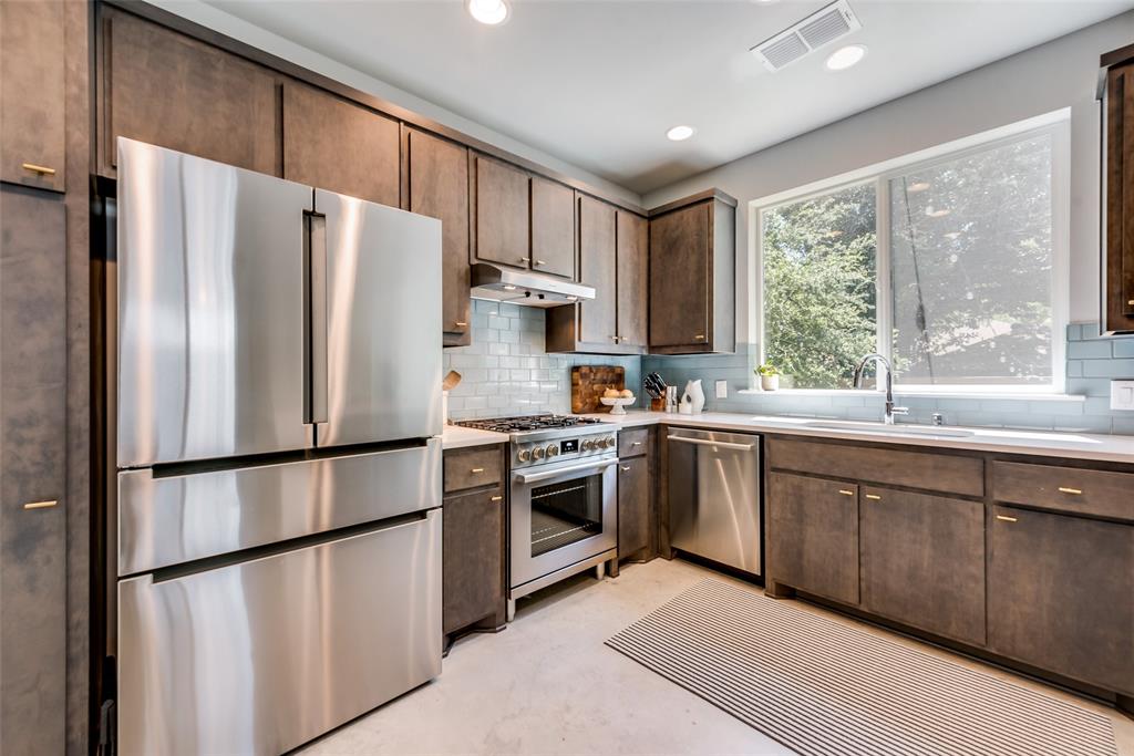 Grove Lovers Lane 3 Add - Residential Lease