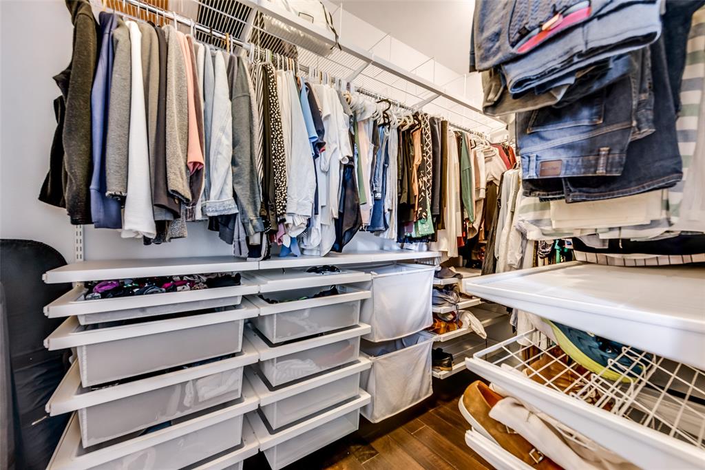 Grove Lovers Lane 3 Add - Residential Lease