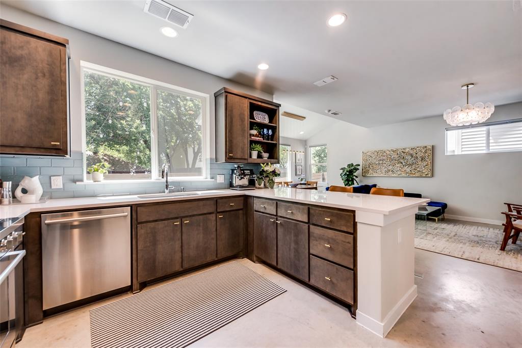 Grove Lovers Lane 3 Add - Residential Lease