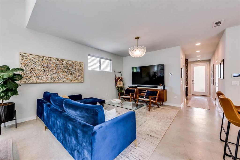 Grove Lovers Lane 3 Add - Residential Lease