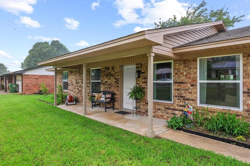 Photo of 928 Ricketts Street, Howe, TX 75459 (MLS # 21241073)