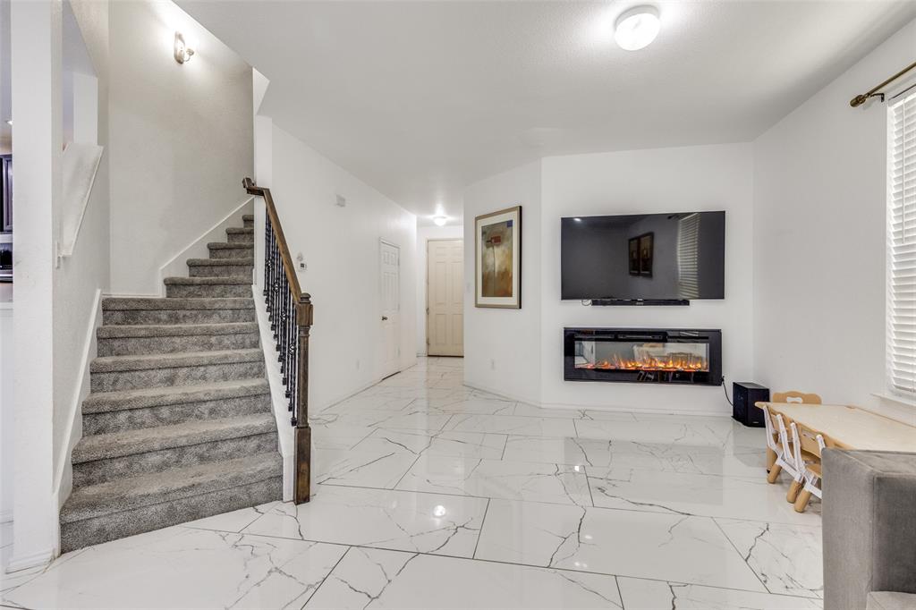 2221 Juarez Drive