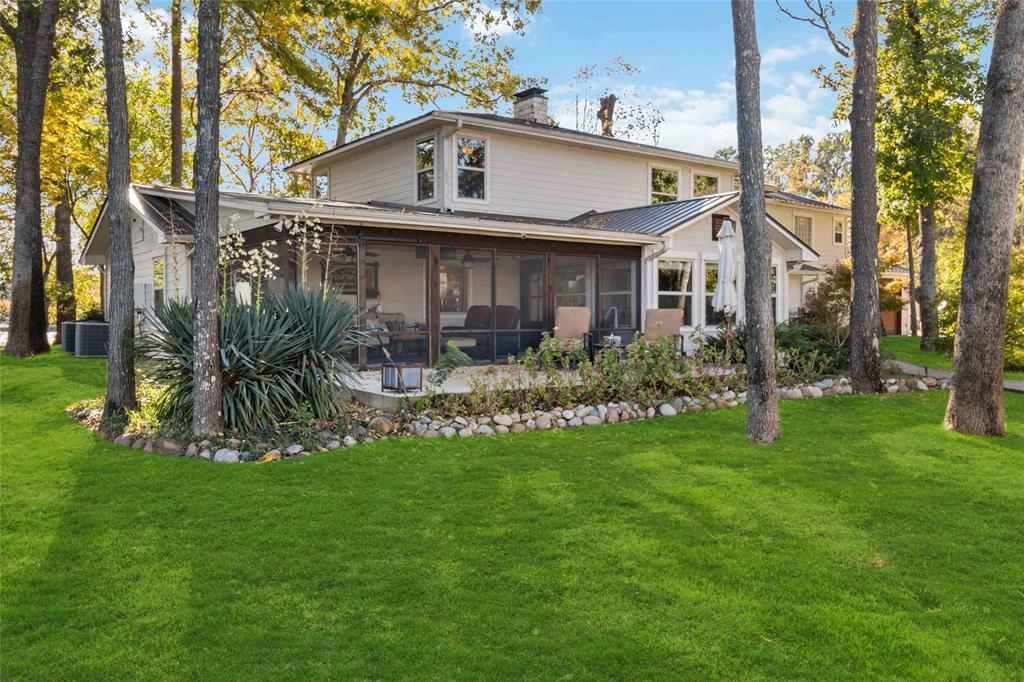 Snug Harbor - Residential