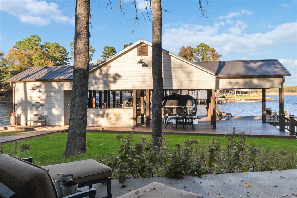 Snug Harbor - Residential